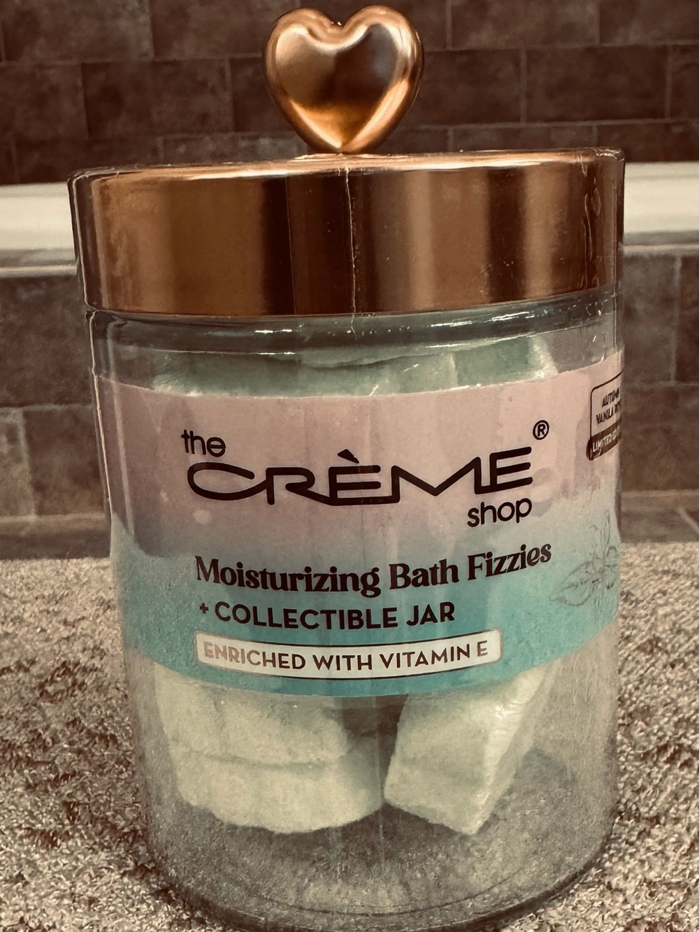 the CRÈME Shop Moisturizing Bath Fizzies Jar — Pink & Light Blue